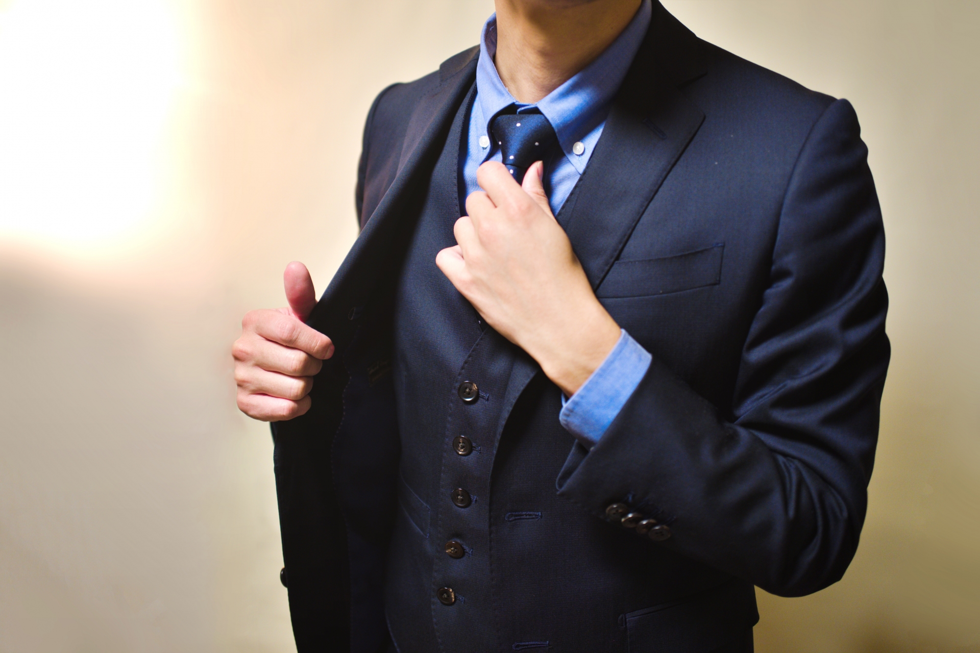 男女別 営業が身だしなみで気をつけるべきポイントのチェックリスト 株式会社アイドマ ホールディングス Aidma Holdings Inc