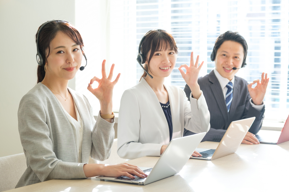 コールセンターで働く人々